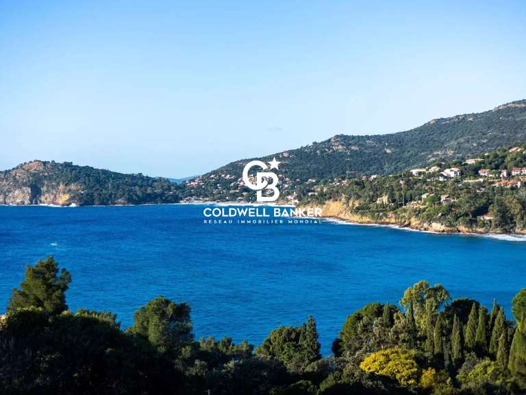 House with Sea view Rayol-Canadel-sur-Mer - 4 bedrooms - 218m²