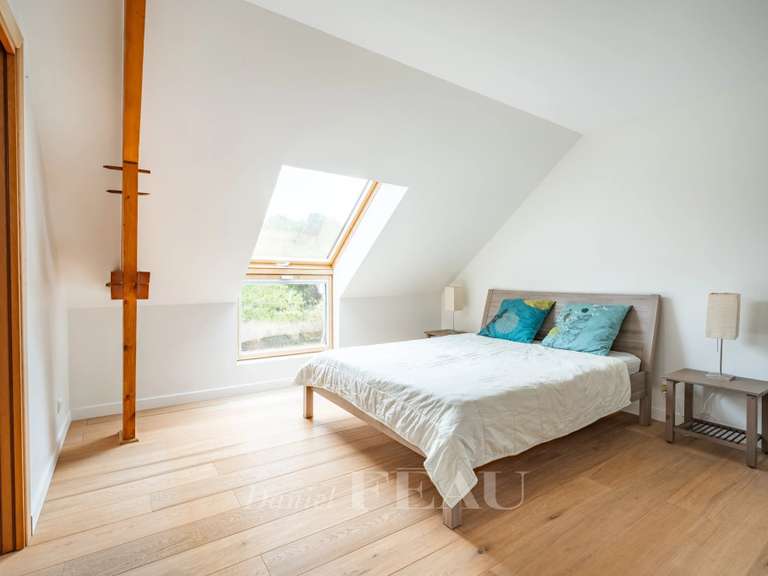 Maison Orgeval - 6 chambres - 258m²
