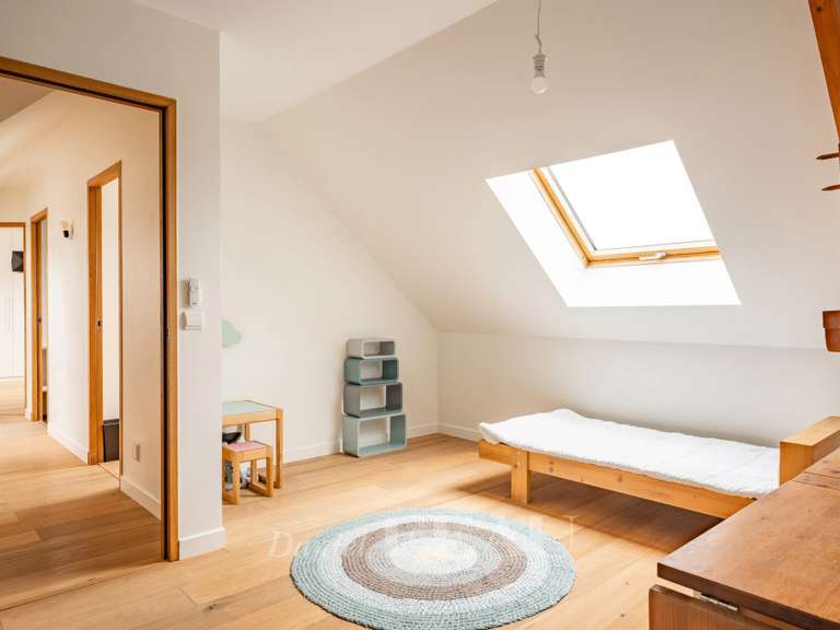 Maison Orgeval - 6 chambres - 258m²