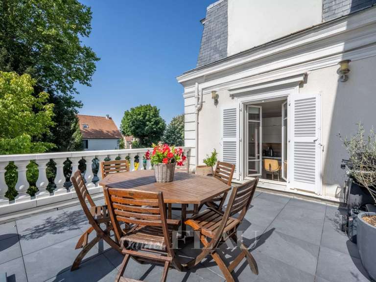 Maison Chatou - 7 chambres - 250m²