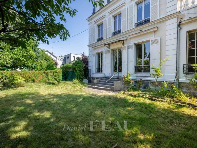 Maison Chatou - 7 chambres - 250m²