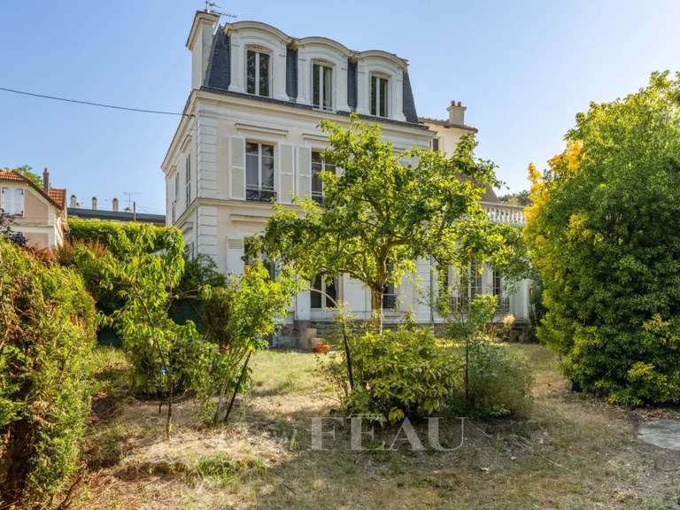 Maison Chatou - 7 chambres - 250m²