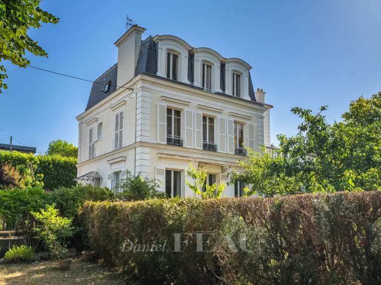 Maison Chatou - 7 chambres - 250m²