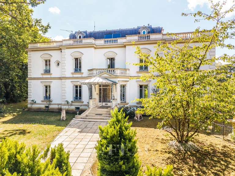 Maison Le Vésinet - 1 chambre - 680m²