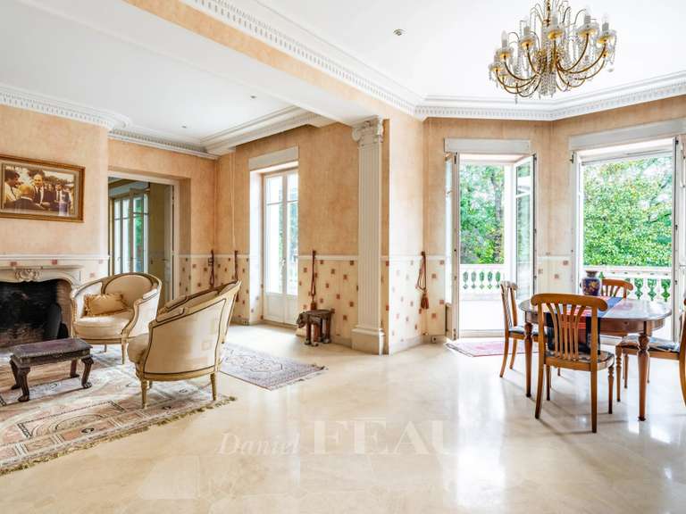 Maison Le Vésinet - 1 chambre - 680m²