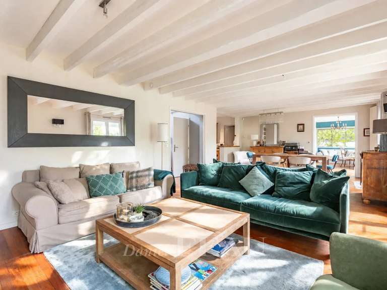 Maison Orgeval - 5 chambres - 195m²