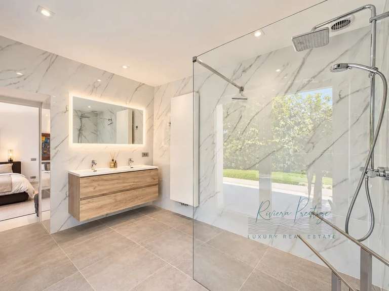 Maison Valbonne - 5 chambres - 323m²