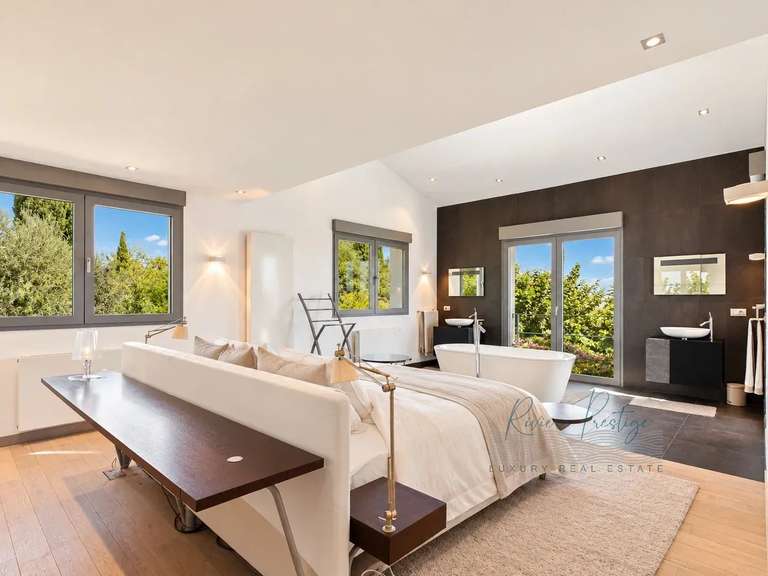 Maison Valbonne - 5 chambres - 323m²