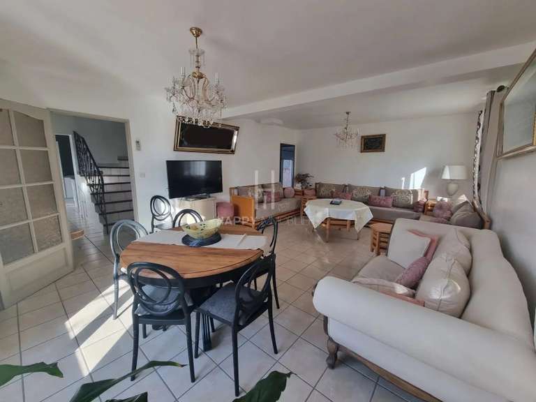 Maison Saint-Rémy-de-Provence - 4 chambres - 140m²