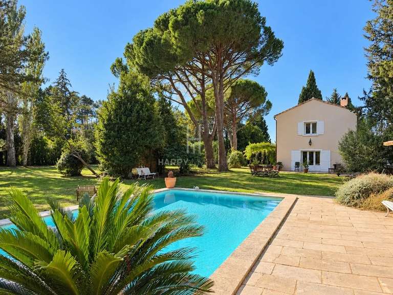 Maison Barbentane - 5 chambres - 291m²