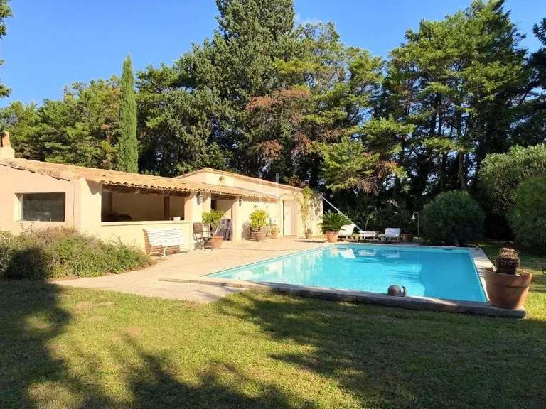 Maison Barbentane - 5 chambres - 291m²