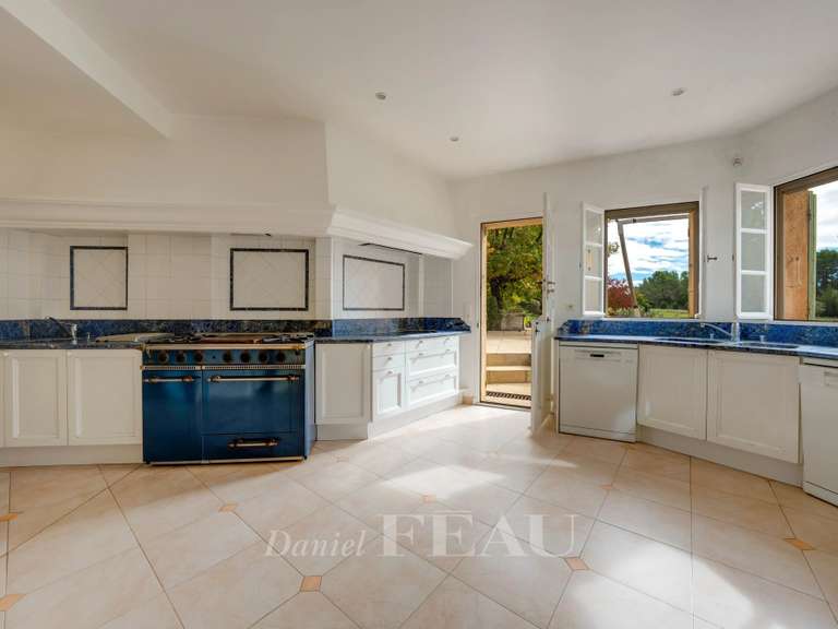 Maison Venelles - 4 chambres - 470m²