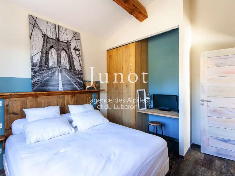 Maison Aureille - 5 chambres - 260m²