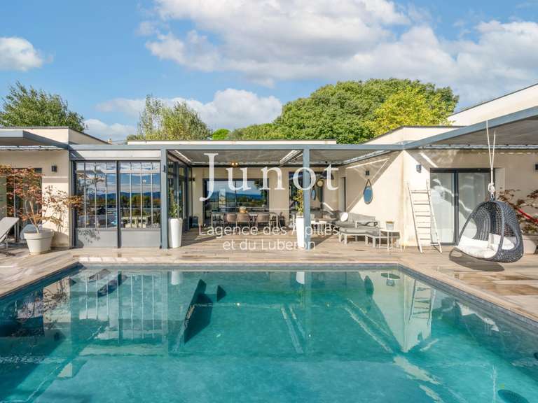 Maison Rochefort-du-Gard - 3 chambres - 161m²
