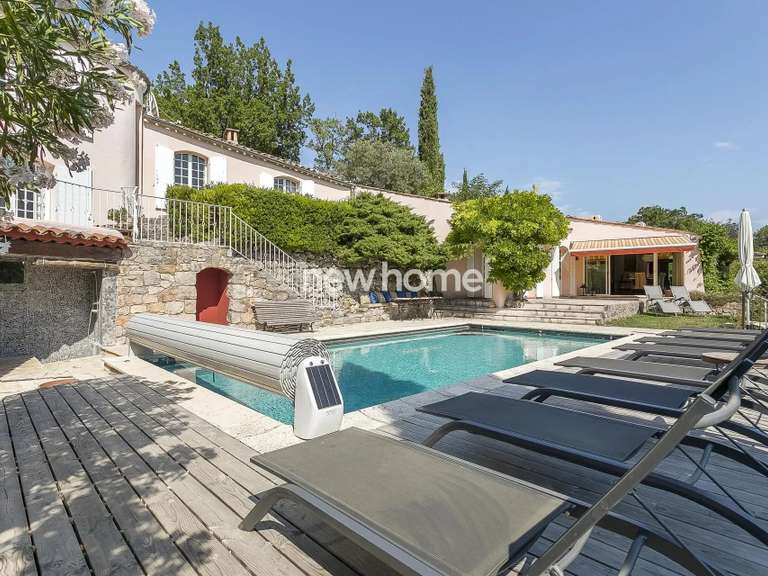 Maison Seillans - 5 chambres - 192m²