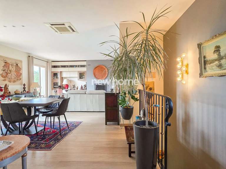 Maison Mons - 4 chambres - 160m²