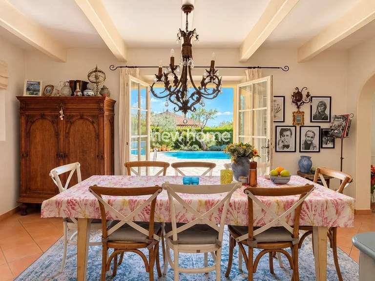 House Tourrettes - 4 bedrooms - 135m²