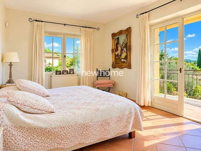 House Tourrettes - 4 bedrooms - 135m²