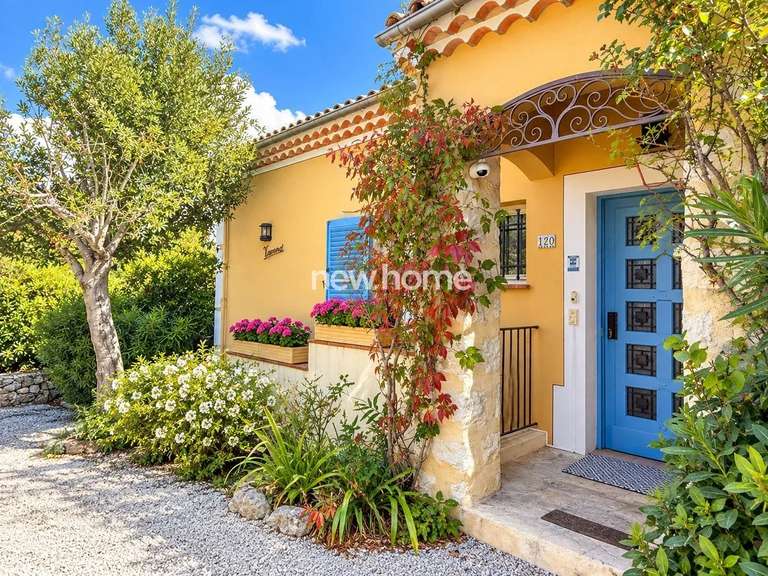 House Tourrettes - 4 bedrooms - 135m²