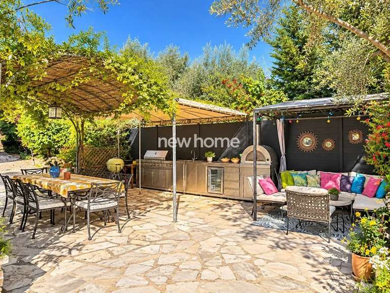 House Tourrettes - 4 bedrooms - 135m²