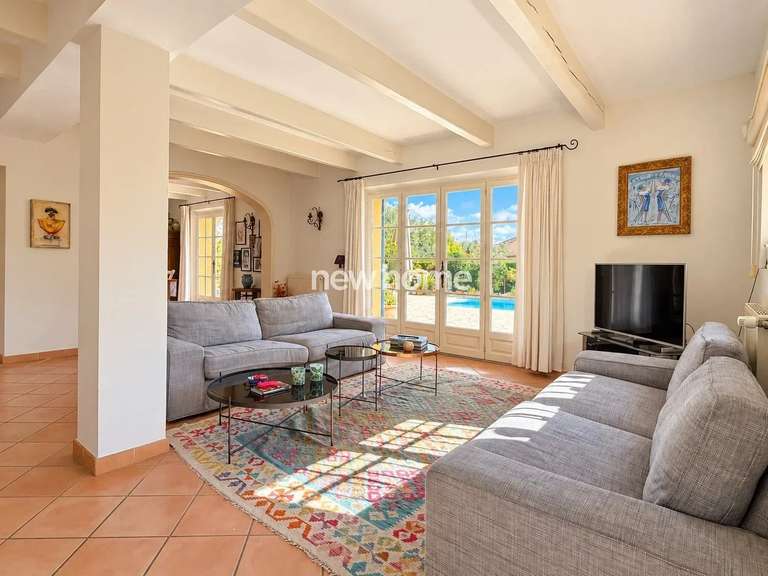 House Tourrettes - 4 bedrooms - 135m²