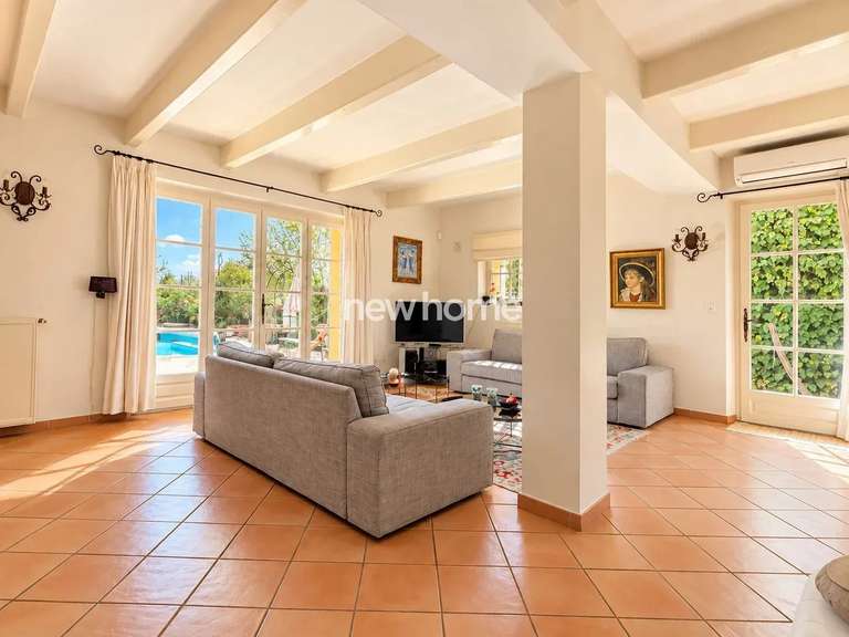 House Tourrettes - 4 bedrooms - 135m²