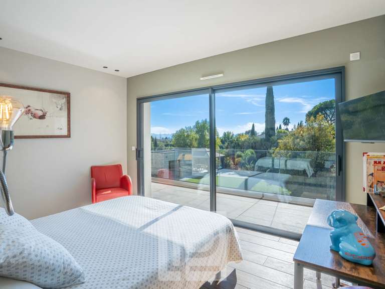 Maison Mougins - 4 chambres - 224m²