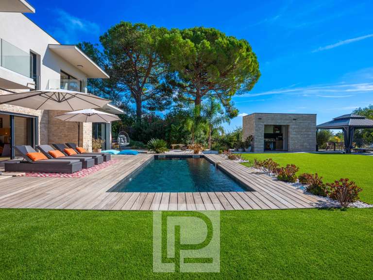 Maison Mougins - 4 chambres - 224m²