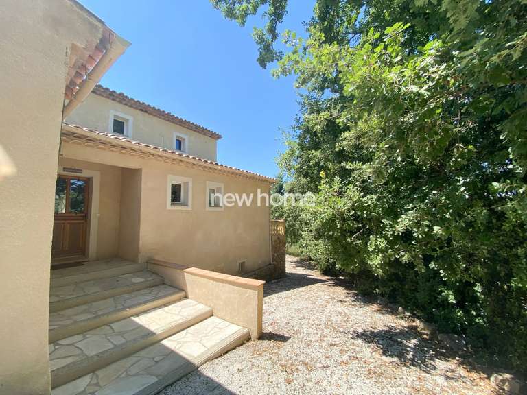 Maison Draguignan - 4 chambres - 206m²
