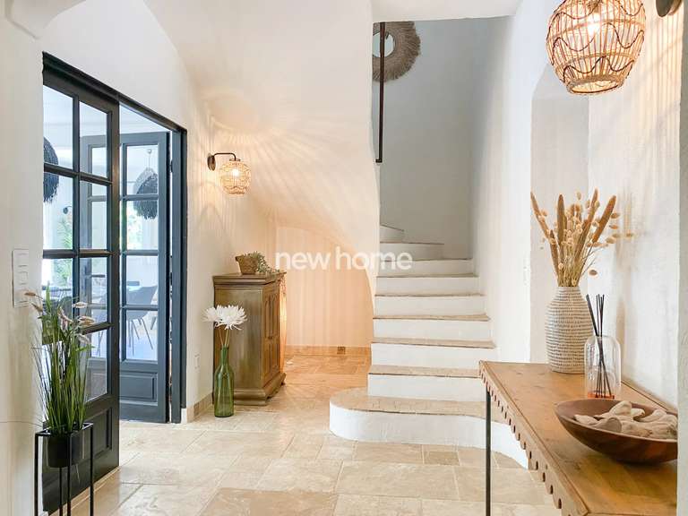 Maison Draguignan - 4 chambres - 206m²