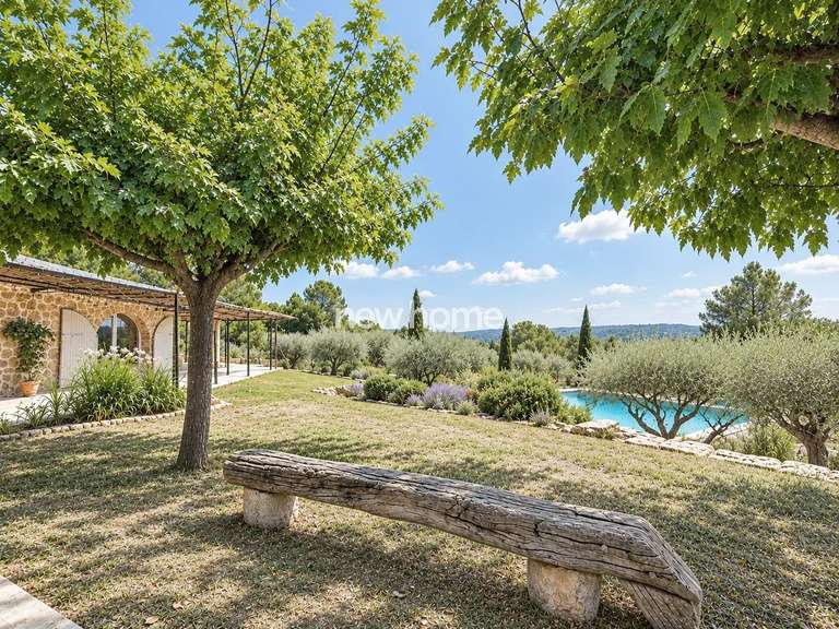 Maison Saint-Antonin-du-Var - 3 chambres - 202m²