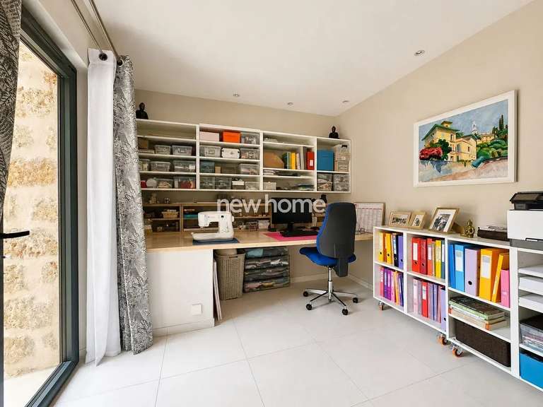 Maison Saint-Antonin-du-Var - 3 chambres - 202m²