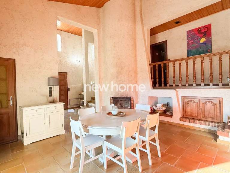 Maison Lorgues - 3 chambres - 210m²