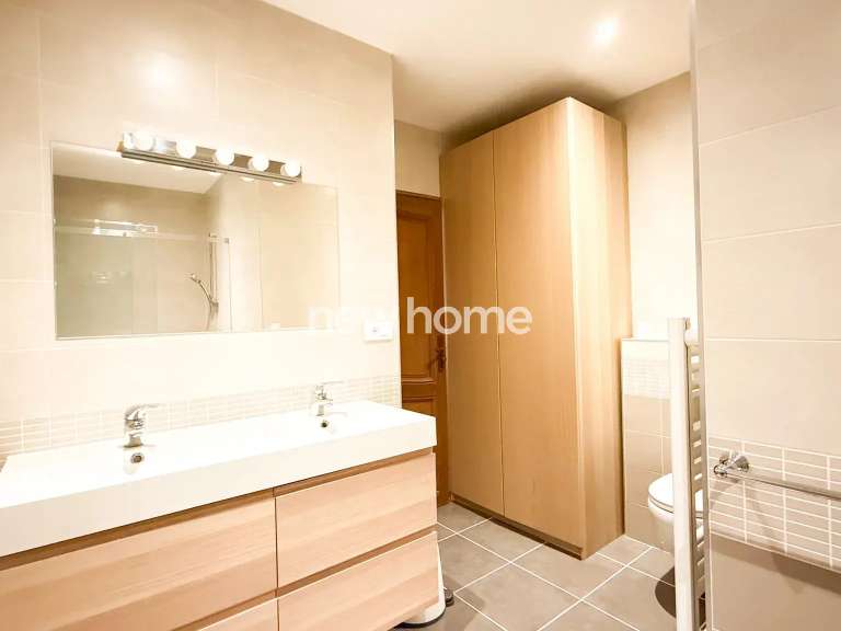 Maison Lorgues - 3 chambres - 210m²