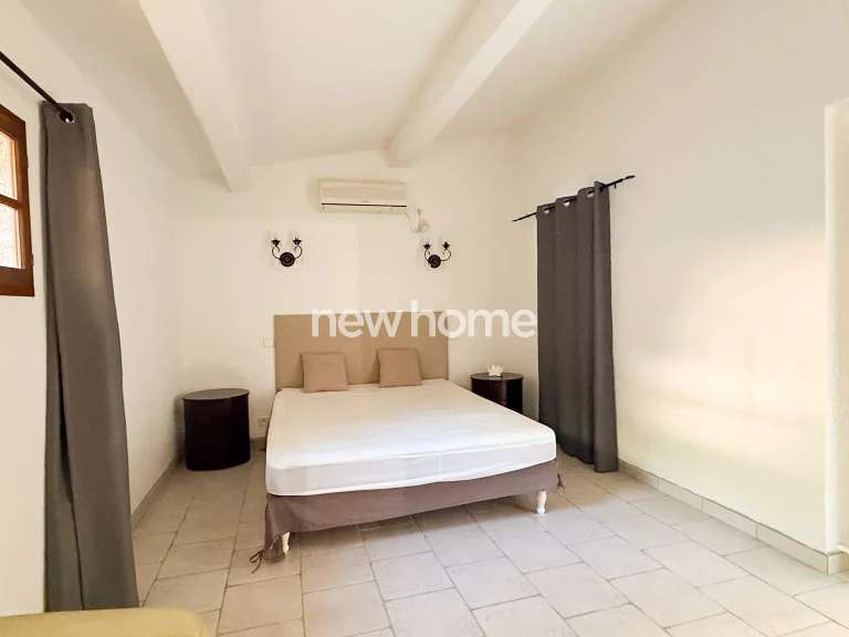 Maison Lorgues - 3 chambres - 210m²