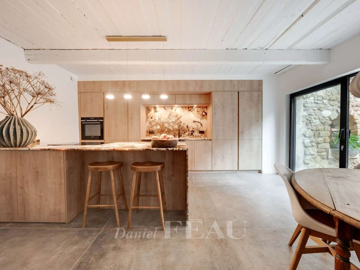 House Cadenet