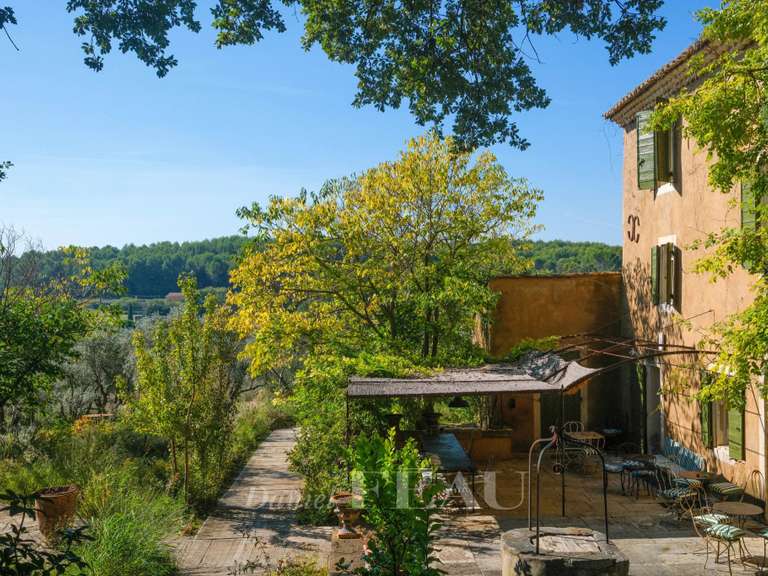 Maison Mazan - 9 chambres - 490m²