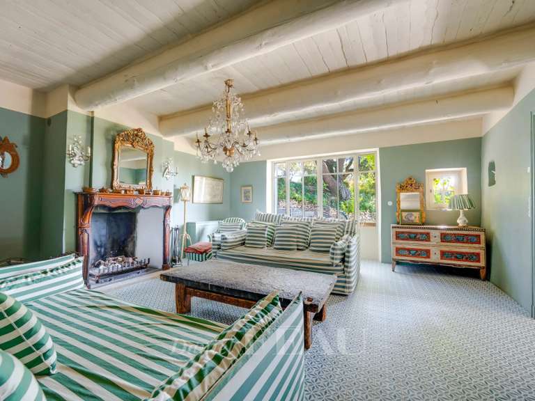 Maison Mazan - 9 chambres - 490m²