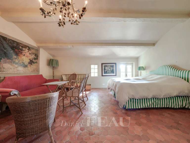 Maison Mazan - 9 chambres - 490m²