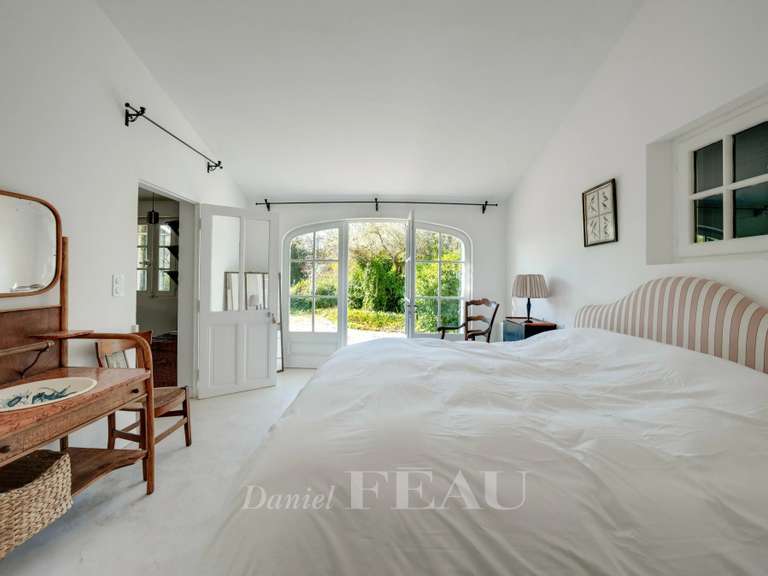 Maison Mazan - 9 chambres - 490m²