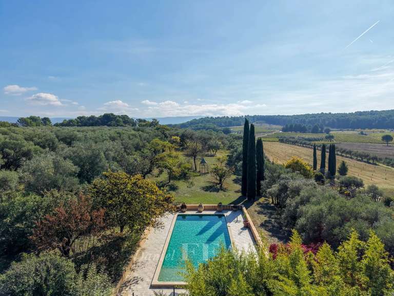 Maison Mazan - 9 chambres - 490m²