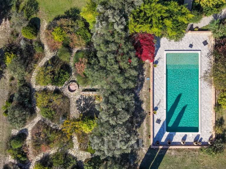 Maison Mazan - 9 chambres - 490m²