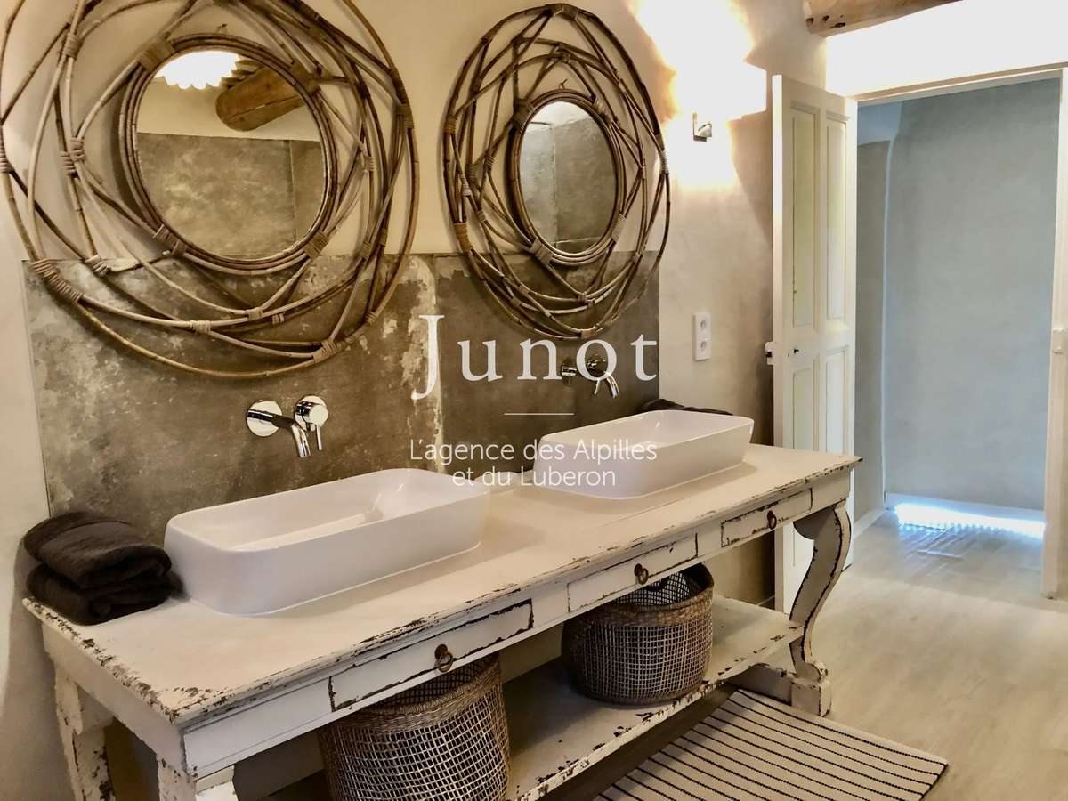 Maison Joucas