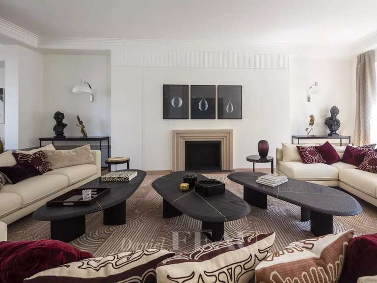 Maison Paris 6e - 4 chambres - 390m²