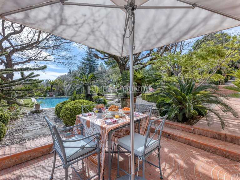 Maison Grasse - 4 chambres - 230m²