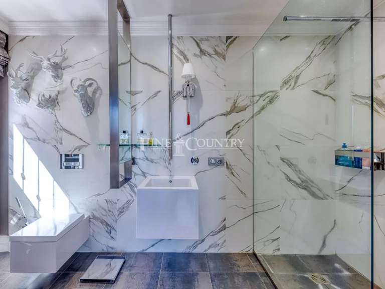Maison Grasse - 4 chambres - 230m²