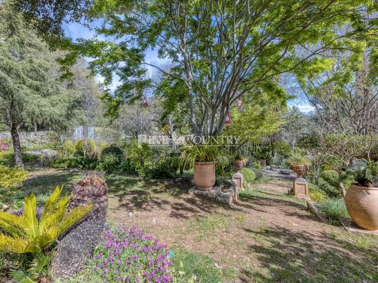 Maison Grasse - 4 chambres - 230m²