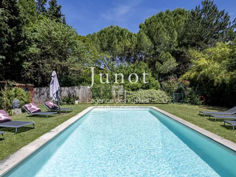 Maison Saint-Rémy-de-Provence - 5 chambres - 255m²