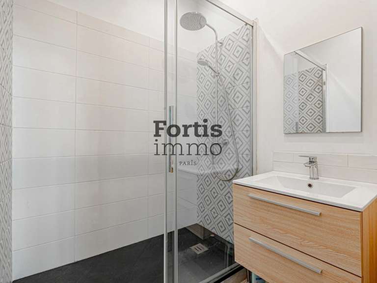 Maison Villeneuve-sur-Yonne - 522m²