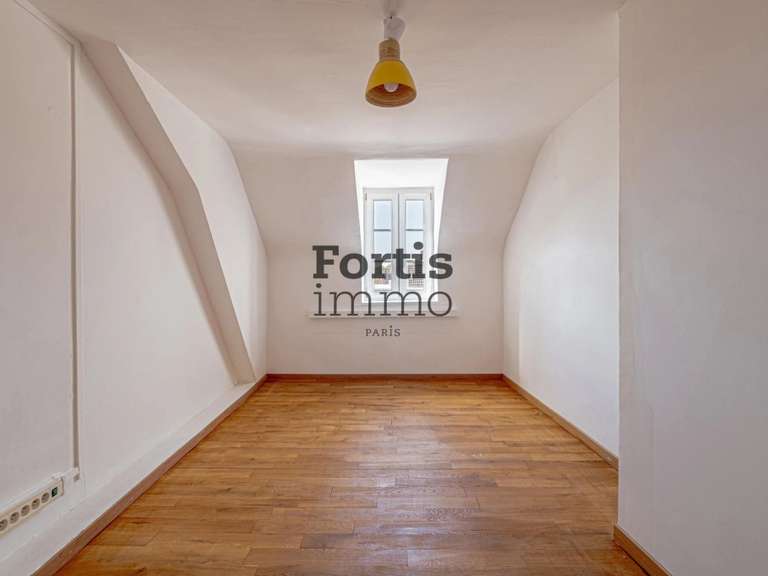 Maison Villeneuve-sur-Yonne - 522m²